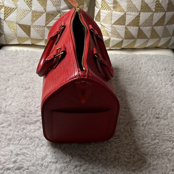 Louis Vuitton Red Epi Speedy 25 - Picture 5 of 6